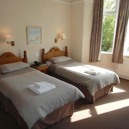 Lisdoonie Hotel Barrow-in-Furness Esterno foto
